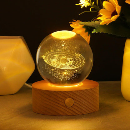 3D Kristallkugel Nachtlicht, LED Ball Lampe Mit Netzschalter,6Cm Warmes Licht Klein Sonnensystem Planeten Kristallkugel Für Geburtstag Weihnachten Home Dekoration